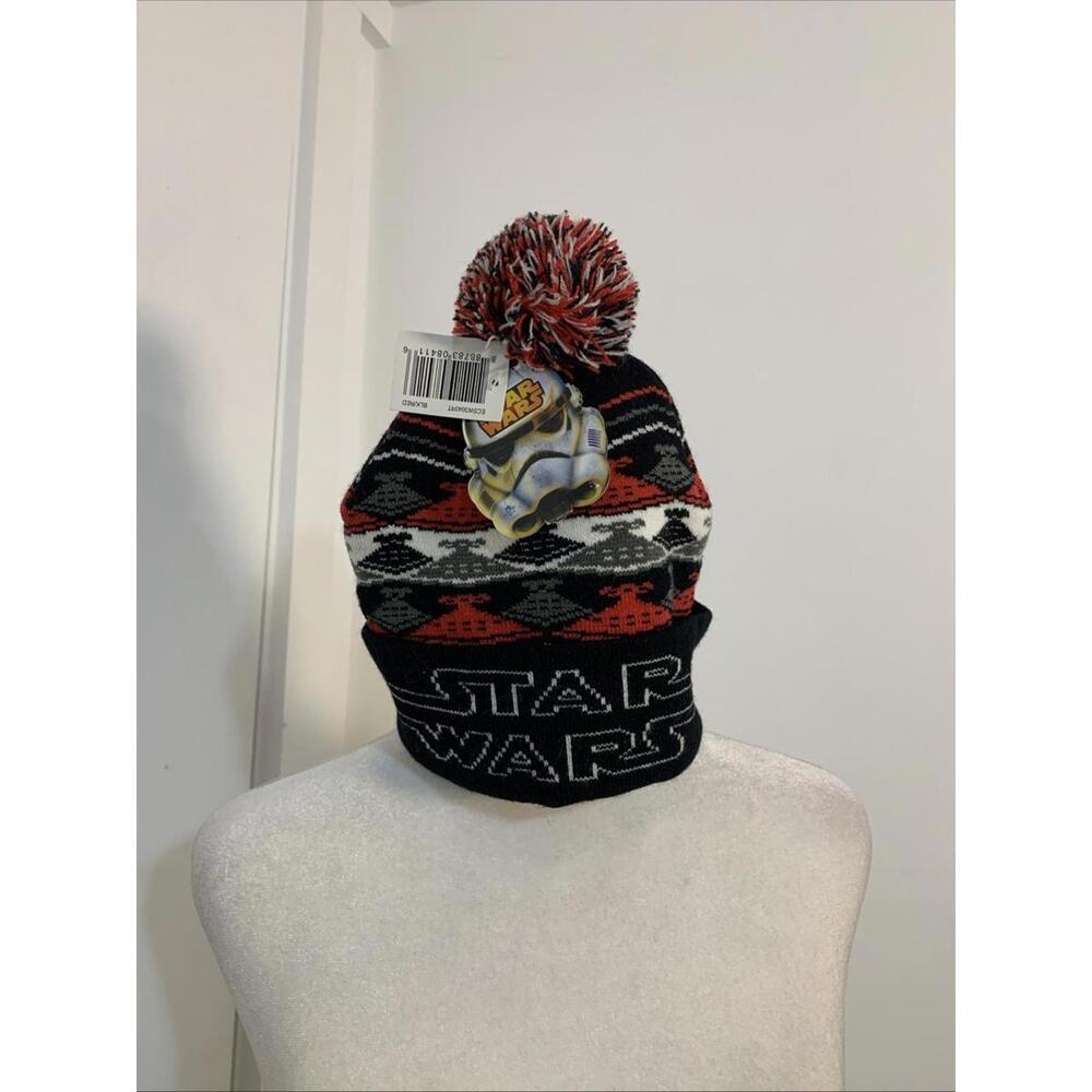 Disney Star Wars Cuffed Beanie Hat Pom Pom Unisex Small Ladies NWT Red Black